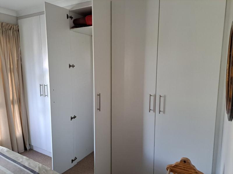 6 Bedroom Property for Sale in Kleinbaai Western Cape